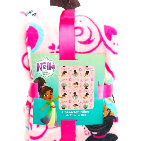 Nickelodeon ~ "Nella The Princess Knight" ~ Throw & Pillow Set - Picture 6 of 12